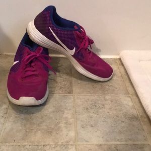 Nike shoes